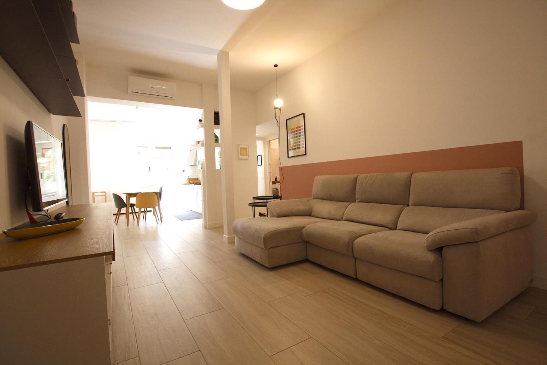 Tana House *